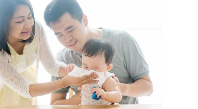 នៅពេលកុមារផ្ដាសាយ តើគួរផ្ដល់អាហារូបត្ថម្ភ និងការថែទាំយ៉ាងដូចម្ដេច?
